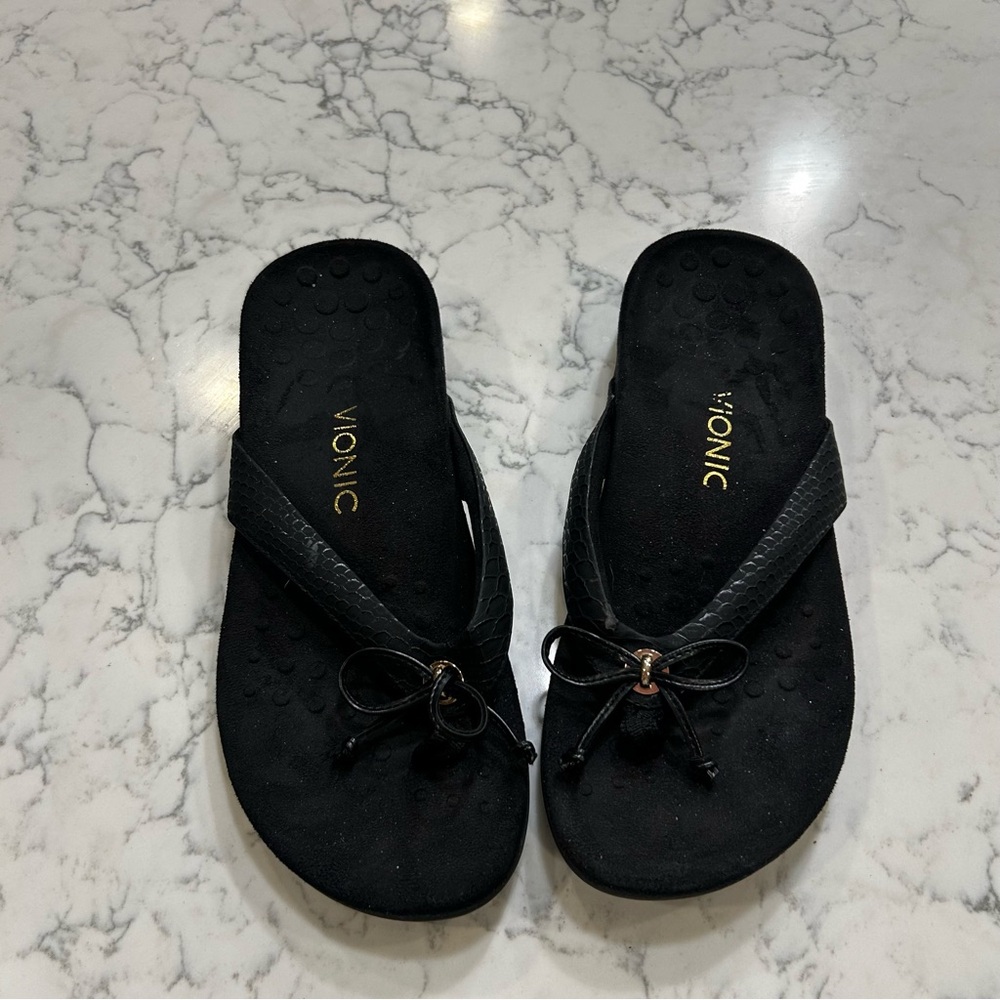 Vionic Black Casie‎ Snake Skin Style Strap Flip Flop Thong Sandals Shoes 9 Wide